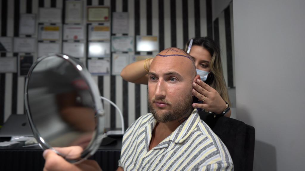 ÜNLÜ AMERİKALI TASARIMCI SAÇ EKİMİNDE TURKEY HAIR CENTER’I TERCİH ETTİ