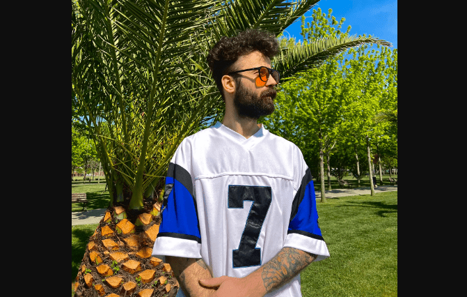 Sanatçı Berkay Ören İlgi Odağı! Şarkı Yapmaya Hazırlanıyor!