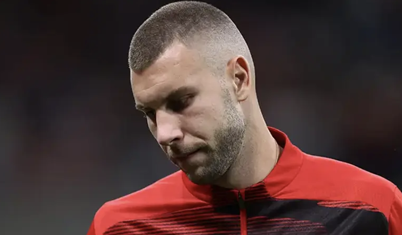 Fenerbahçe’nin Pavlovic Transferindeki Engeller Aşılamadı: Milan’dan Yüksek Talep